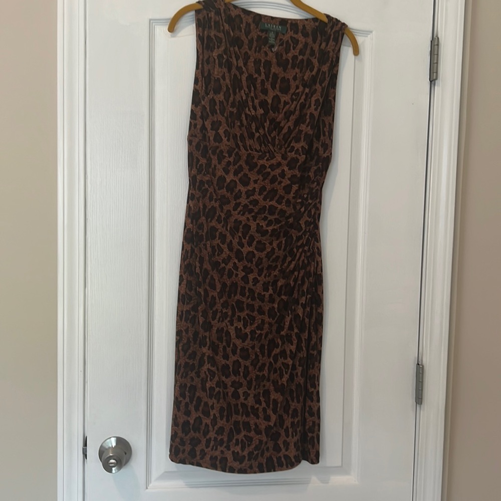 NBW BEAUTIFUL DRESS